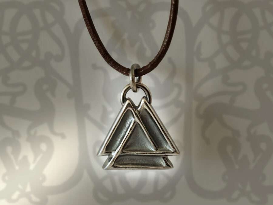 valknut mens viking necklace
